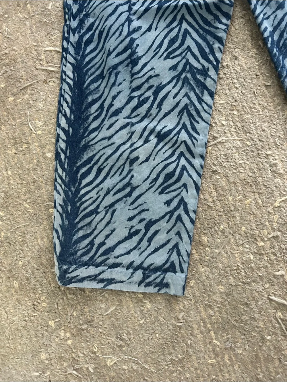 Big Bud Press Blue Denim Mid-Rise Trousers - Picture 6 of 9